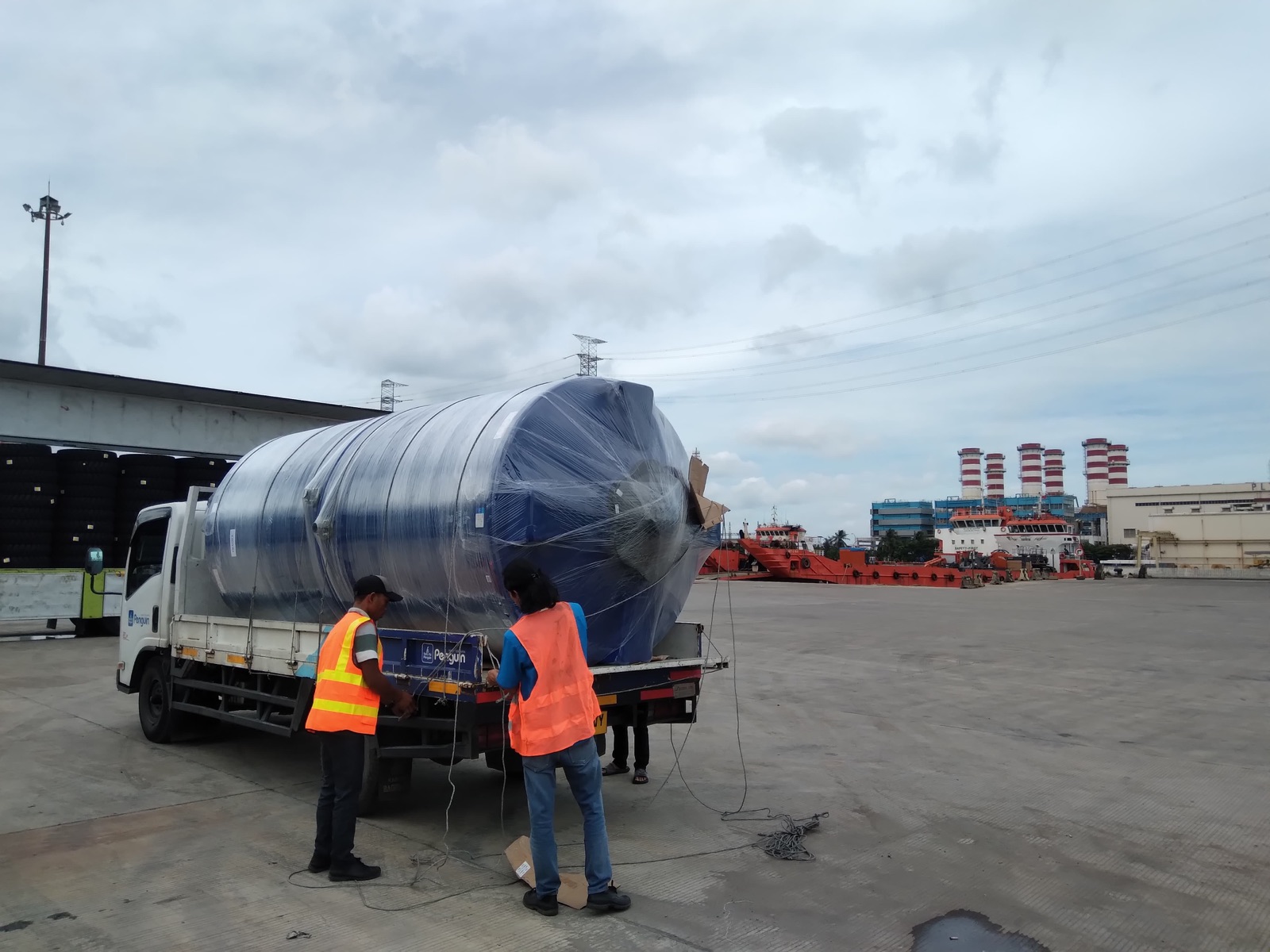 Komponen dan material electrical untuk industri